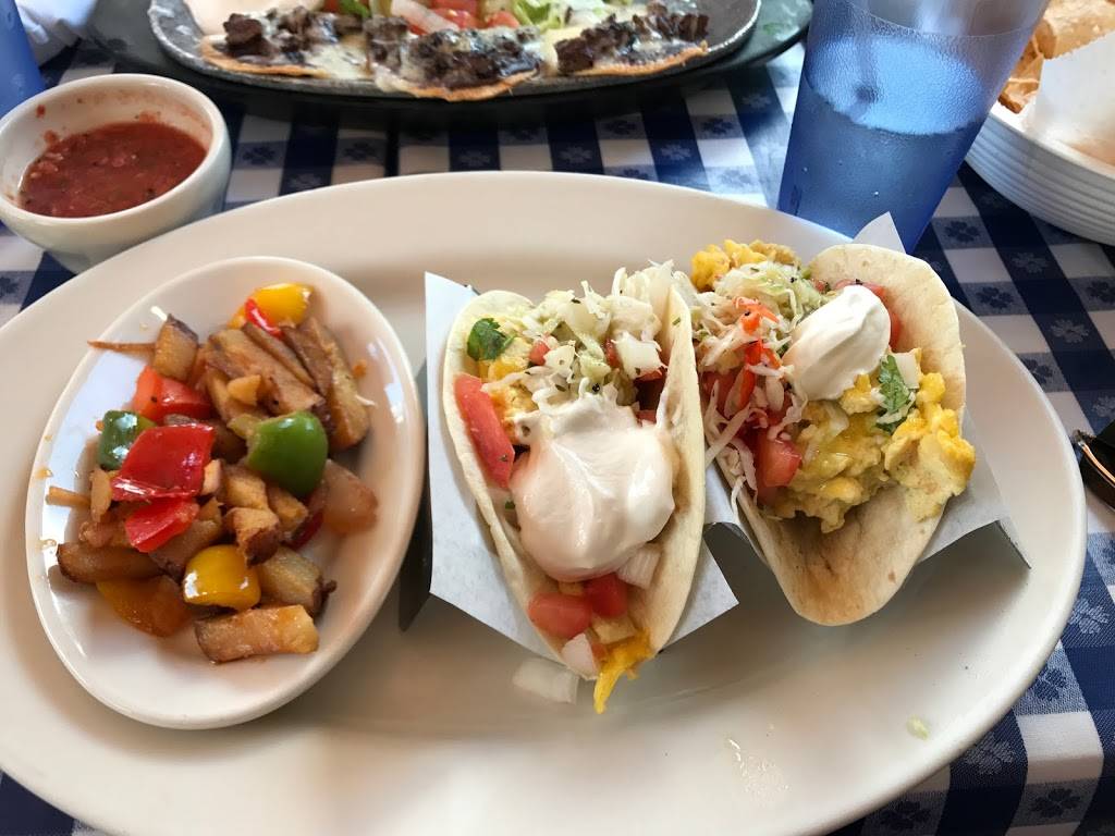 Lauriol Plaza | restaurant | 1835 18th St NW, Washington, DC 20009, USA | 2023870035 OR +1 202-387-0035