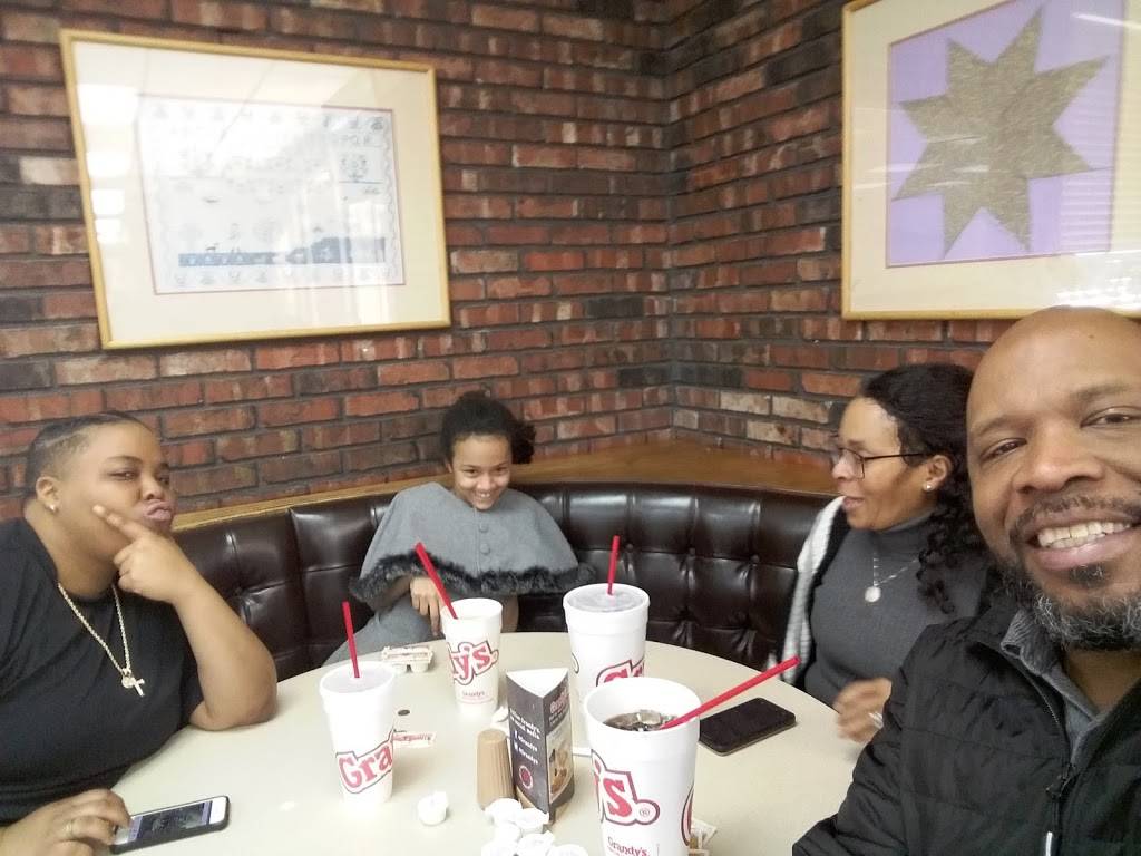 Grandys | restaurant | 12011 Elam Rd, Balch Springs, TX 75180, USA | 9725573622 OR +1 972-557-3622