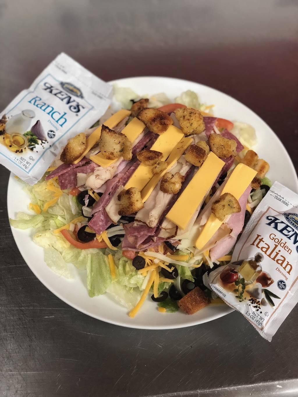 Marvin Mozzeronis Pizza & Pasta | meal delivery | 1703 Crittenden Rd, Rochester, NY 14623, USA | 5852925770 OR +1 585-292-5770