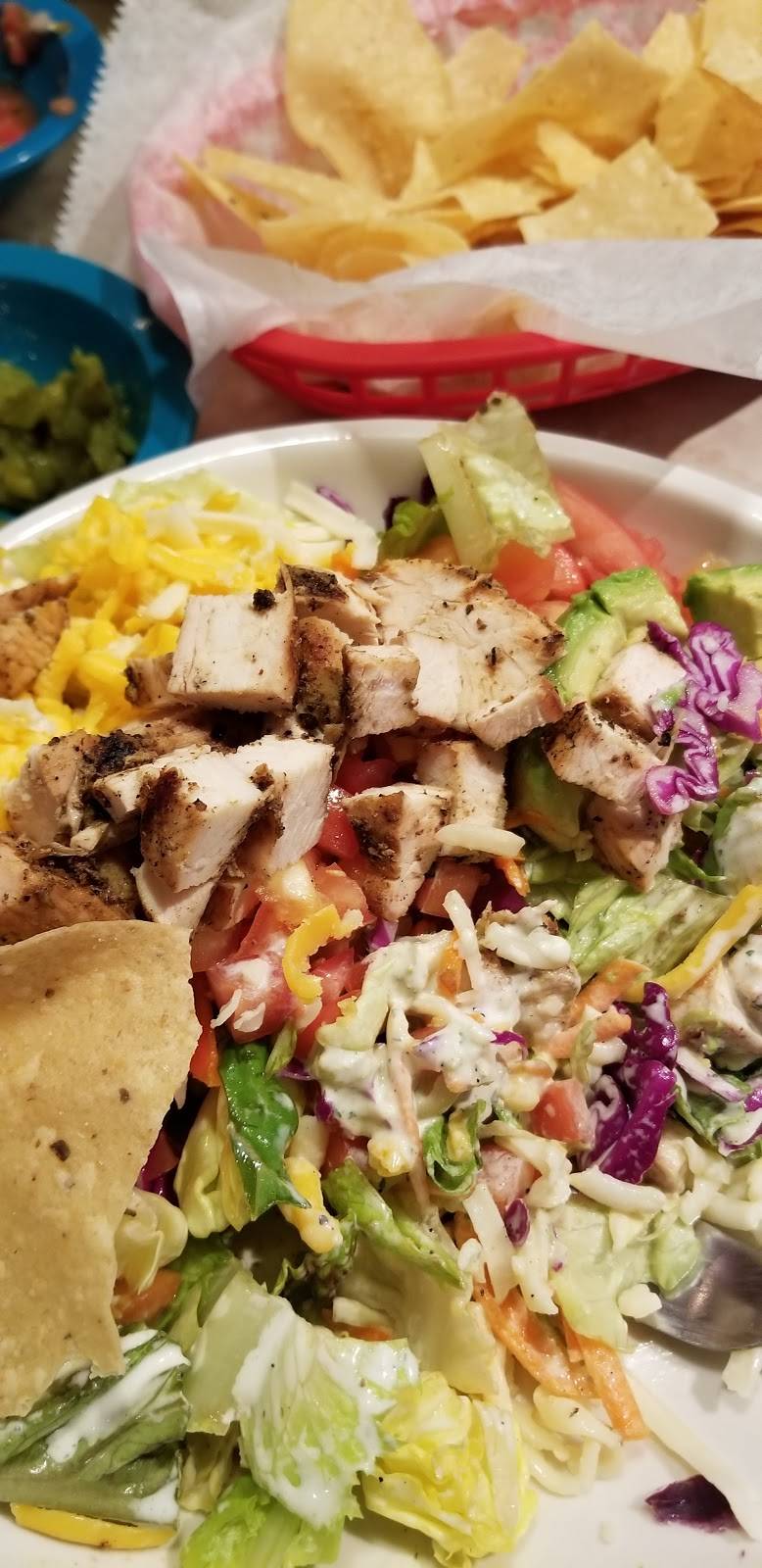 Chuys | restaurant | 5935 S Broadway Ave, Tyler, TX 75703, USA | 9035092489 OR +1 903-509-2489