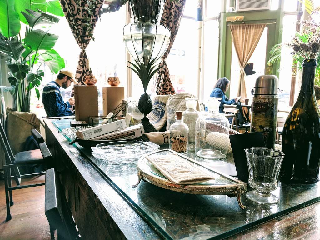 Urban Vintage | cafe | 294 Grand Ave, Brooklyn, NY 11238, USA | 7187836045 OR +1 718-783-6045