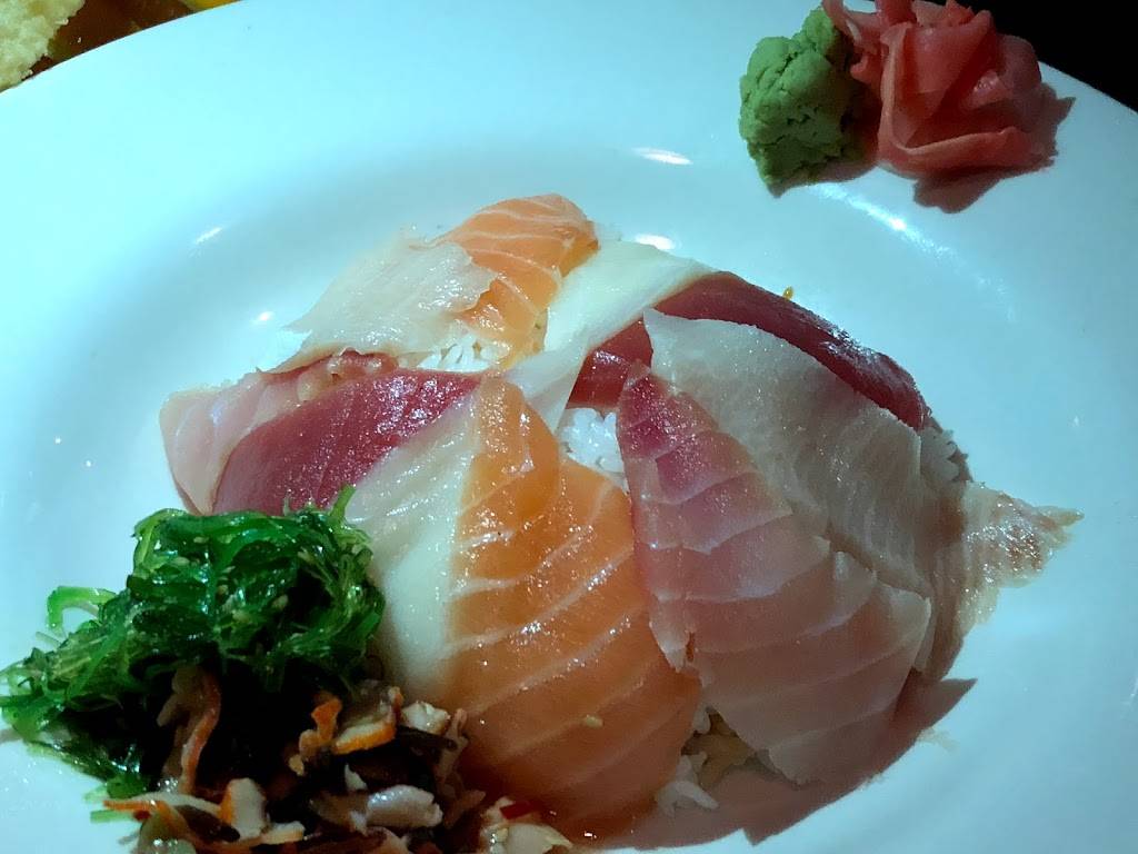 Fujiyama | restaurant | 35840 Chester Rd, Avon, OH 44011, USA | 4409373888 OR +1 440-937-3888