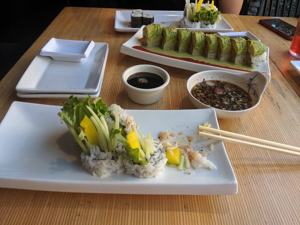 Sushi Garden - La Cholla | restaurant | 7395 N La Cholla Blvd STE 312, Tucson, AZ 85741, USA | 5208778744 OR +1 520-877-8744