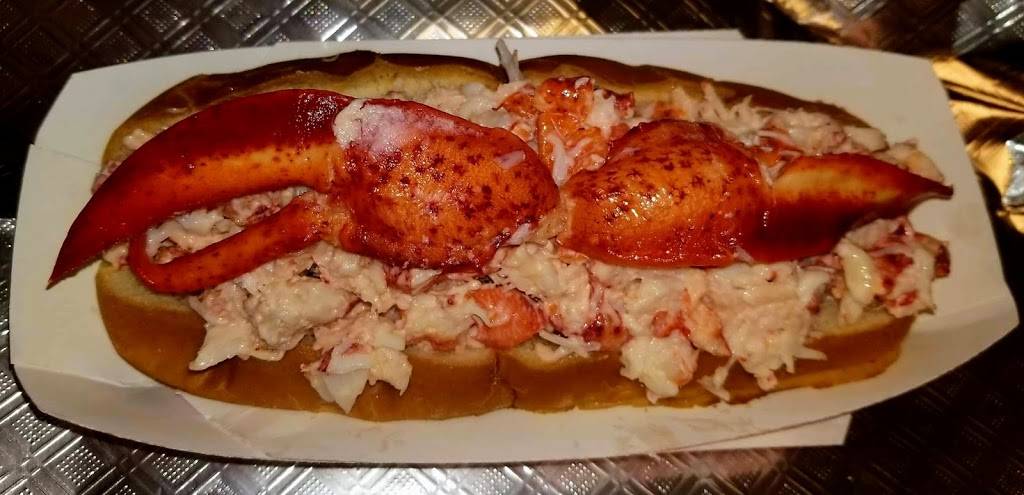 Theres A Treat Takeout | restaurant | 495 N Deer Isle Rd, Deer Isle, ME 04627, USA | 2073489444 OR +1 207-348-9444