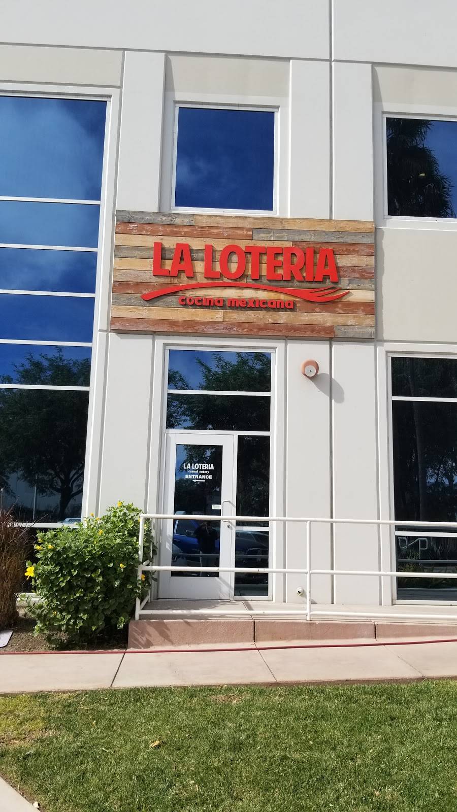 La Loteria | restaurant | 9335 Airway Rd, San Diego, CA 92154, USA | 6195919973 OR +1 619-591-9973