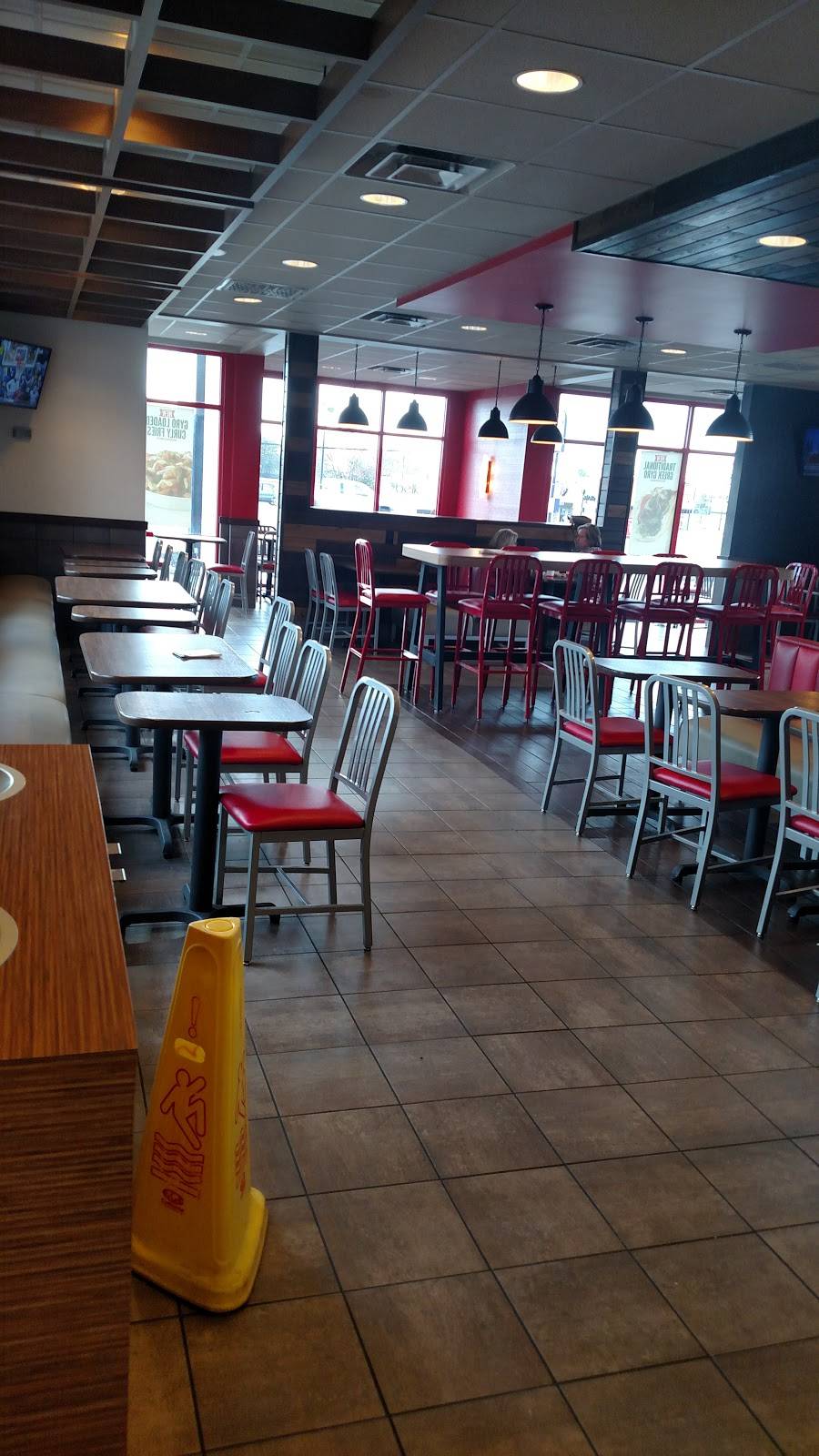 Arbys | restaurant | 1612 N Expy, Griffin, GA 30223, USA | 7702275482 OR +1 770-227-5482
