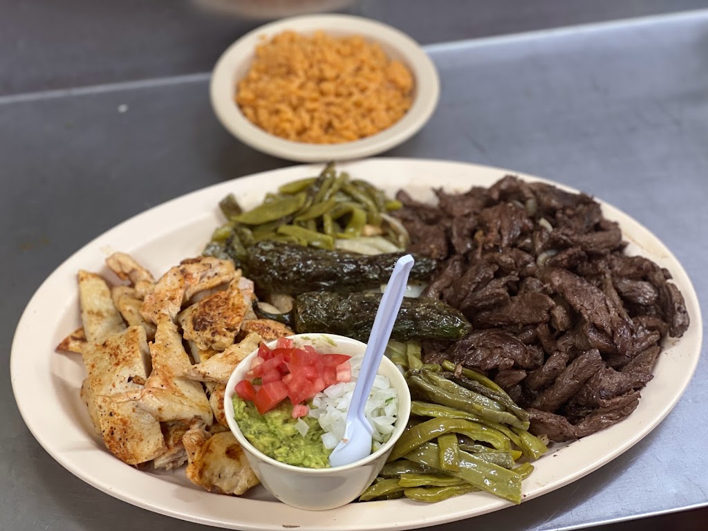 Señor bigotes tacos y más | restaurant | 23934 Uresti St, Edinburg, TX 78542, USA | 9567204051 OR +1 956-720-4051