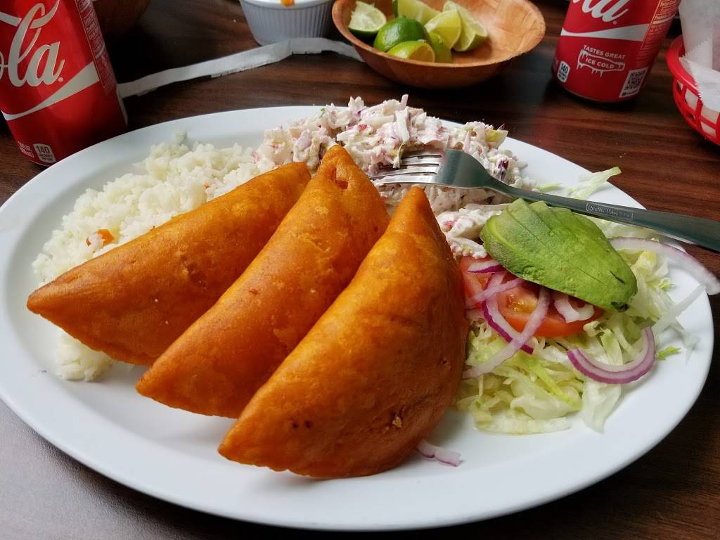 Mariscos La Grulla | restaurant | 3325 W Cermak Rd, Chicago, IL 60623, USA | 7735218797 OR +1 773-521-8797