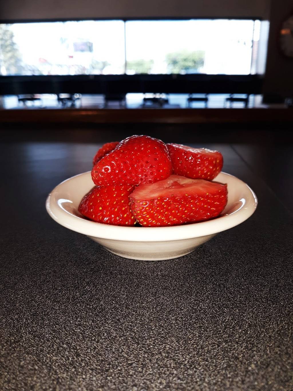 Corner Cafe At The Leland | restaurant | 900 S A St, Richmond, IN 47374, USA | 7655984032 OR +1 765-598-4032