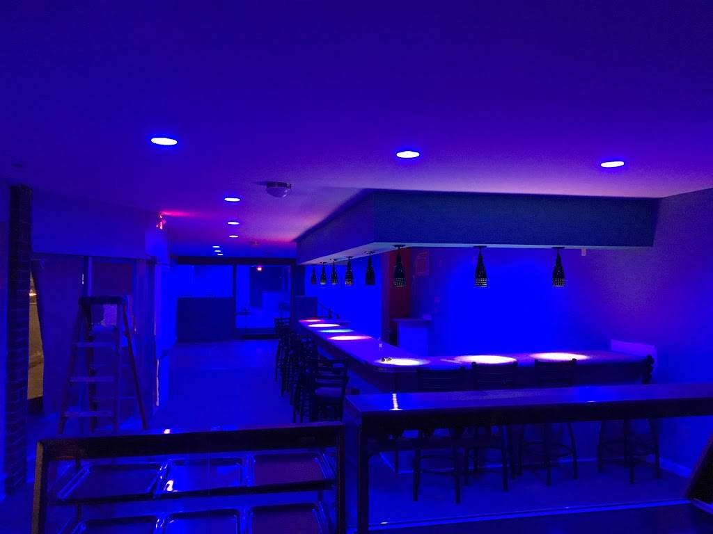 809 grill & Lounge | restaurant | 43 W Hollis St, Nashua, NH 03060, USA | 6034844940 OR +1 603-484-4940