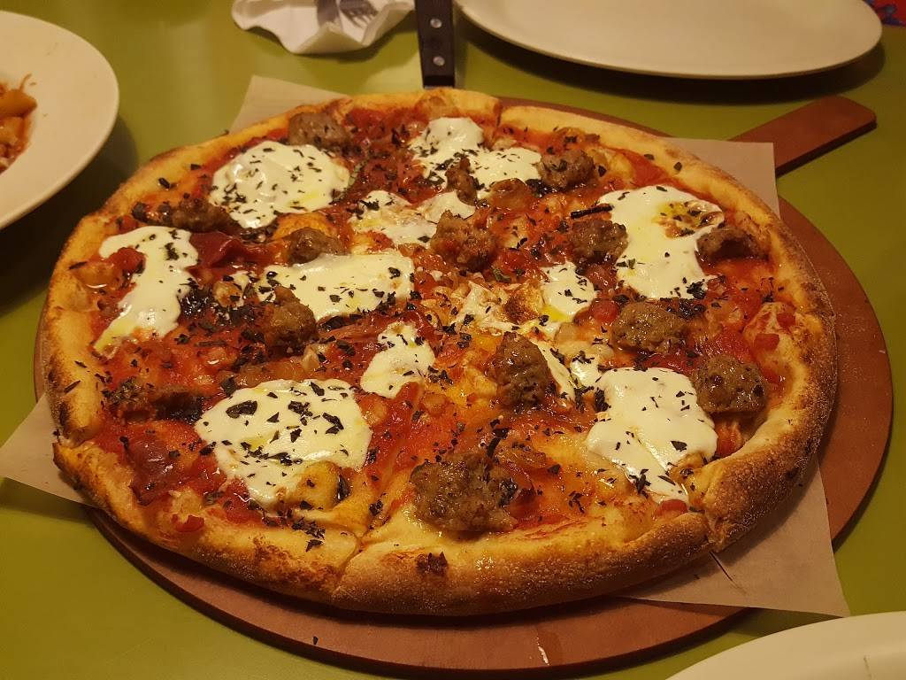 Flippers Pizzeria | meal delivery | 80 W Grant St, Orlando, FL 32806, USA | 4074255995 OR +1 407-425-5995