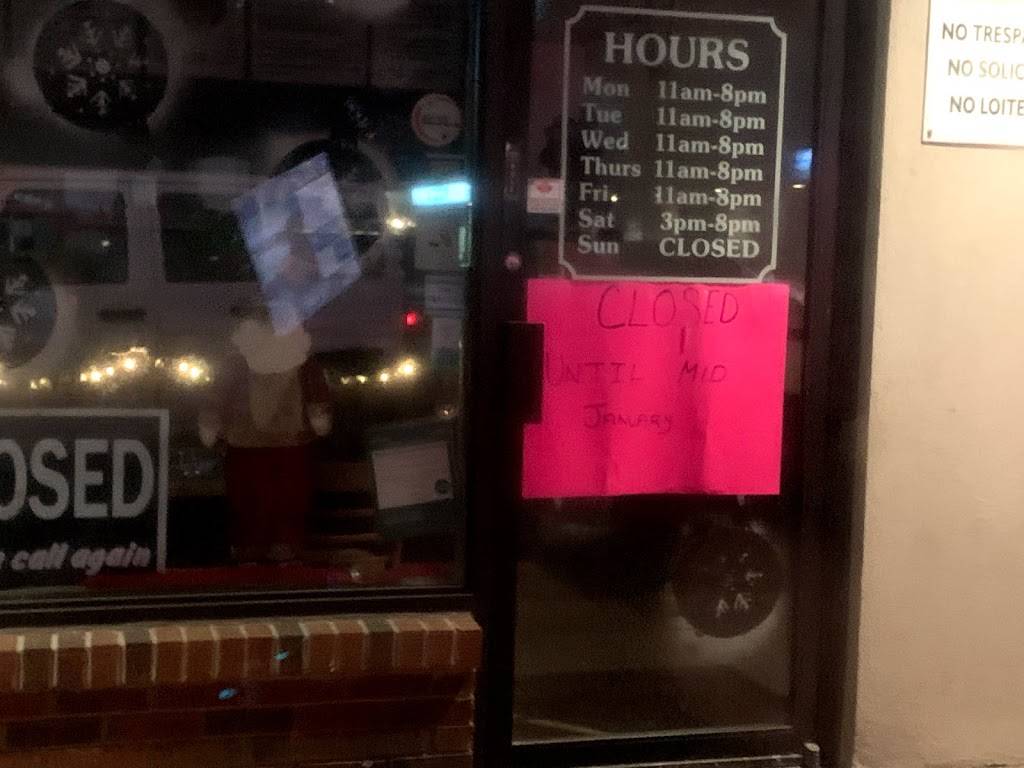 Sammys Chicken Coop | restaurant | 213 The Queensway S, Keswick, ON L4P 2A7, Canada | 9054760505 OR +1 905-476-0505