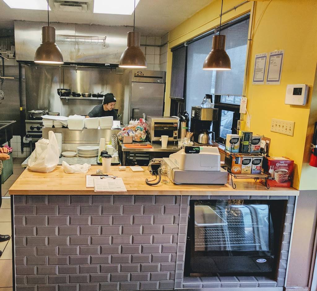 Toryork Market | restaurant | 190 Toryork Dr, North York, ON M9L 1X6, Canada | 4169015730 OR +1 416-901-5730