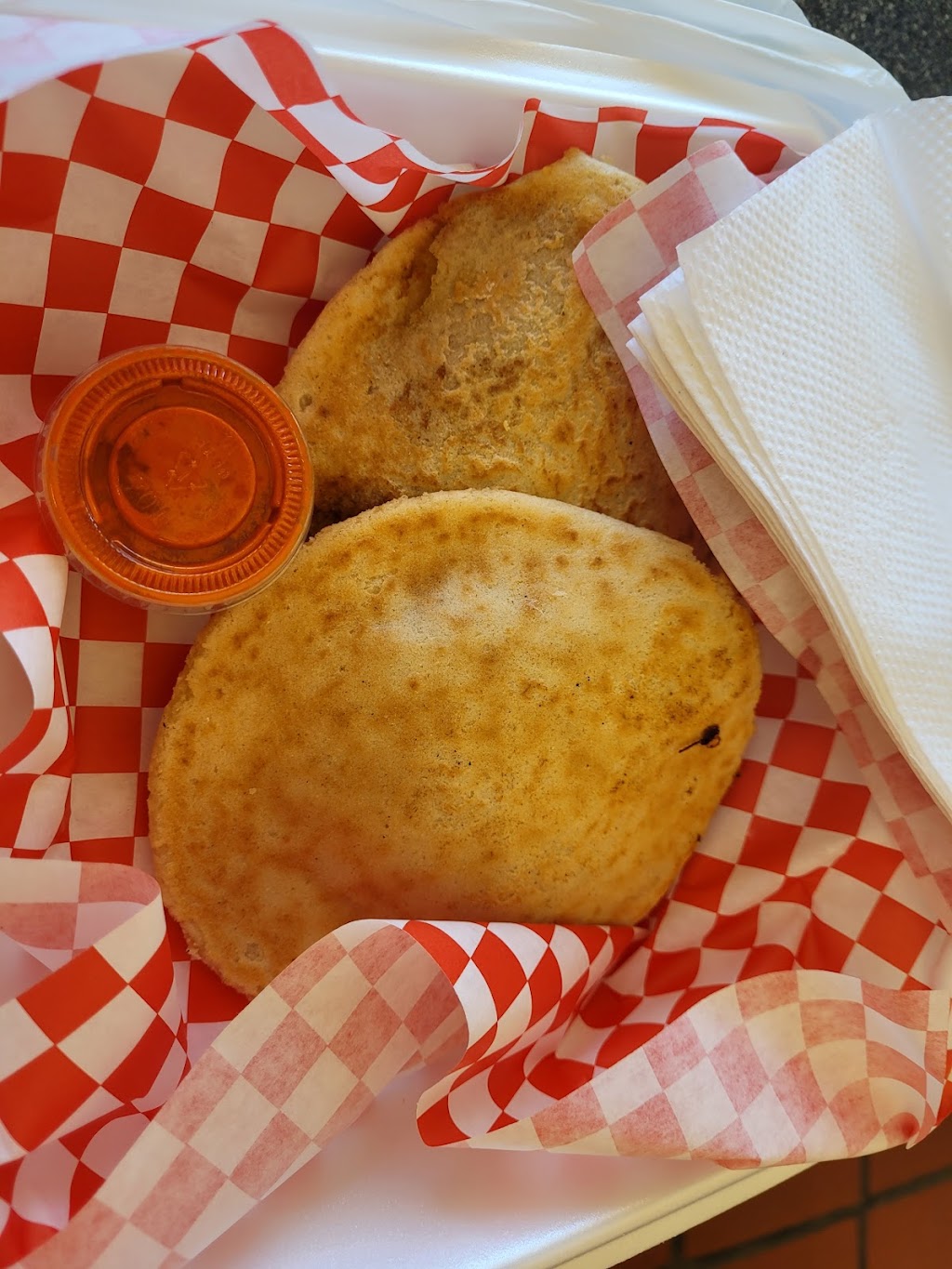 Gorditas estilo torreon | restaurant | 1310 S WW White Rd, San Antonio, TX 78220, USA | 2109571262 OR +1 210-957-1262