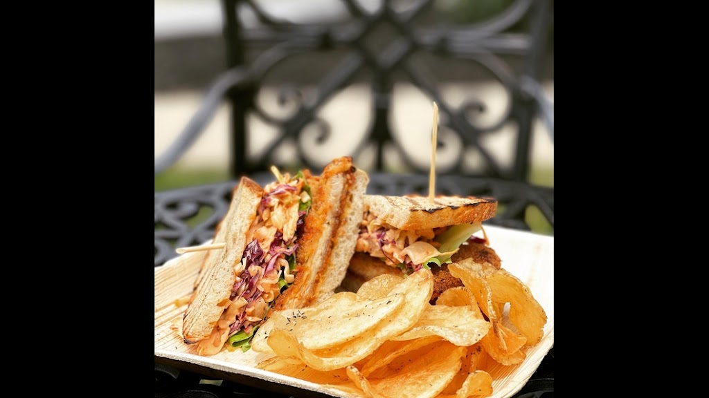 Peter Clark Kitchen | restaurant | 698 E Market St Unit 3, West Chester, PA 19382, USA | 6107833004 OR +1 610-783-3004