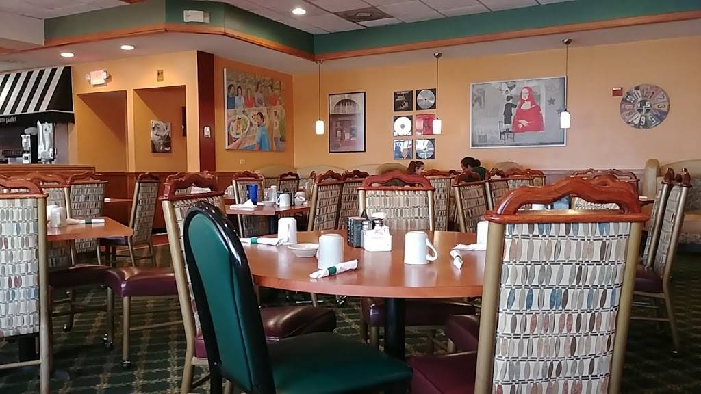 Silver Dollar Restaurant | restaurant | 102 Stagecoach Trail, Yorkville, IL 60560, USA | 6305531835 OR +1 630-553-1835