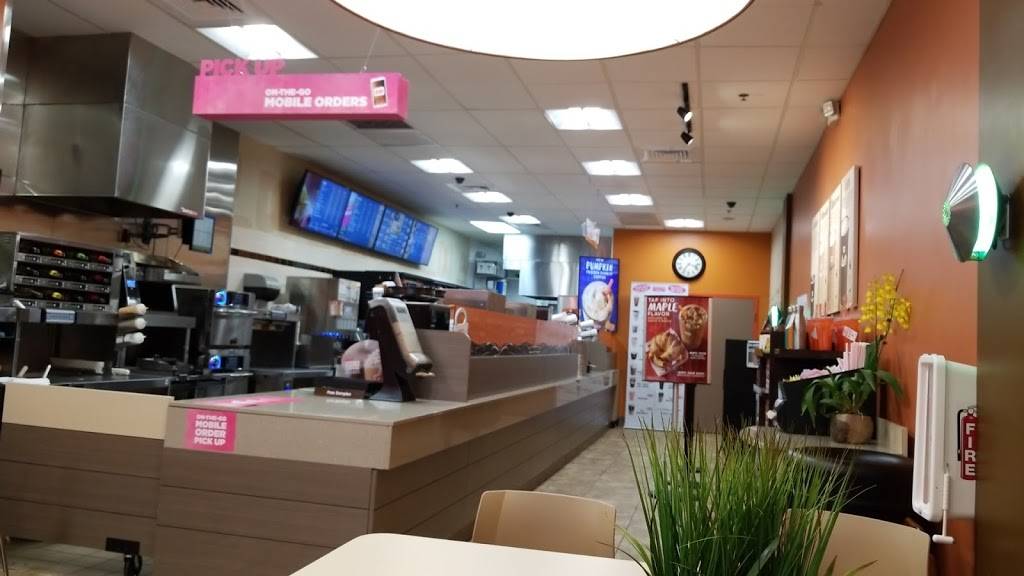 Dunkin | bakery | 4401 S Flamingo Rd, Davie, FL 33330, USA | 9546403924 OR +1 954-640-3924