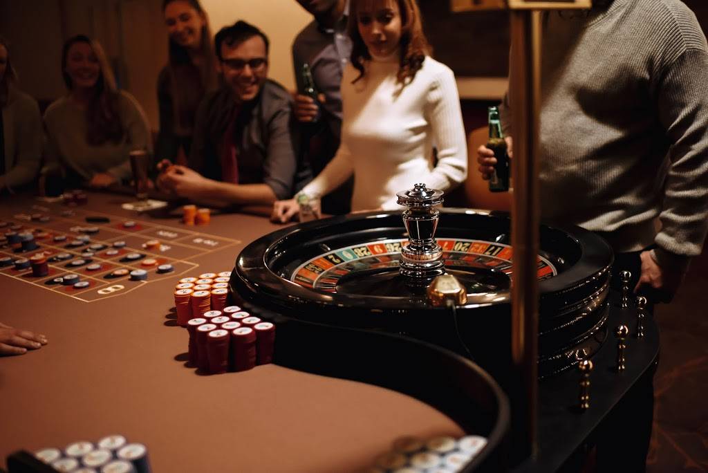 The Brook | restaurant | 319 New Zealand Rd, Seabrook, NH 03874, USA | 6034743065 OR +1 603-474-3065