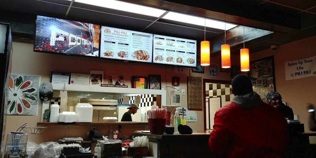 Pili Pili Grilled Chicken | restaurant | 205 Dalhousie St, Ottawa, ON K1N 7C9, Canada | 6136957404 OR +1 613-695-7404