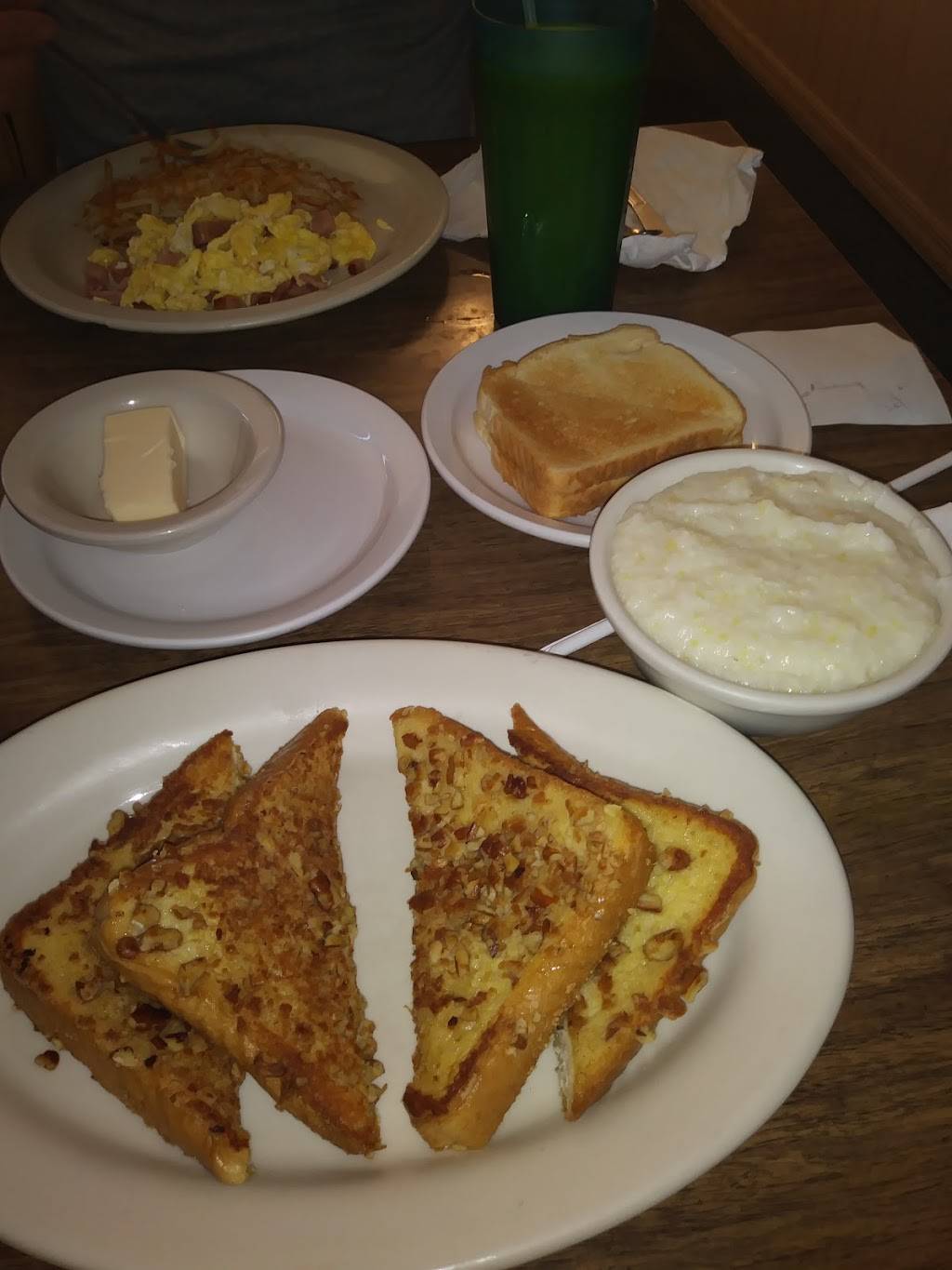 Marys Place | restaurant | 5035 SE Abshier Blvd # C, Belleview, FL 34420, USA | 3522457600 OR +1 352-245-7600