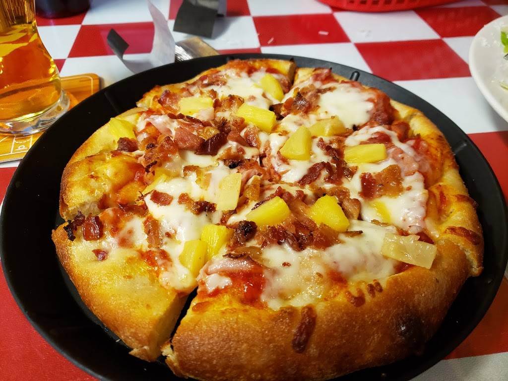 Greeks Pizzeria | restaurant | 105 W Main St, Lebanon, IN 46052, USA | 7658595005 OR +1 765-859-5005