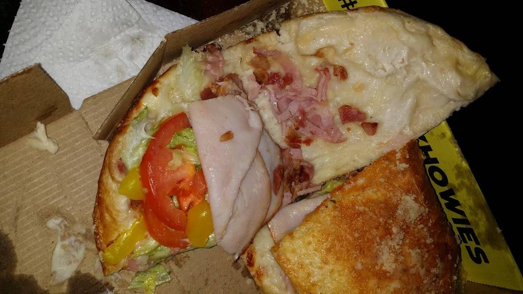 Hungry Howies Pizza | meal delivery | 33699 Five Mile Road, Livonia, MI 48154, USA | 7344275050 OR +1 734-427-5050