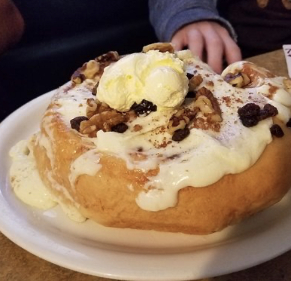 Pattis Kitchen | restaurant | 502 2nd Ave, Gold Hill, OR 97525, USA | 5418559518 OR +1 541-855-9518