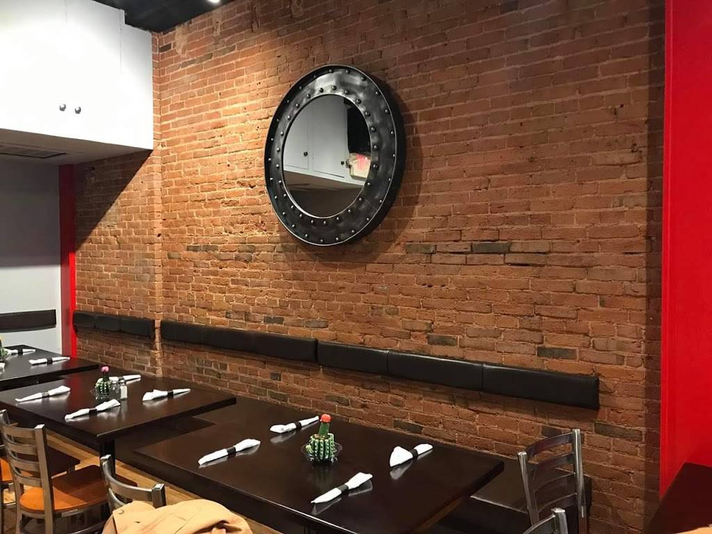 Señor Machetes | restaurant | 121 E Main St, Madison, WI 53703, USA | 6086653031 OR +1 608-665-3031