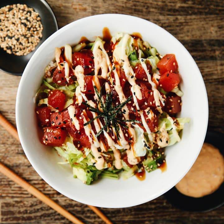 Sushi Shop | restaurant | 4924 Boul Saint-Jean, Pierrefonds, QC H9H 4B2, Canada | 5146969933 OR +1 514-696-9933