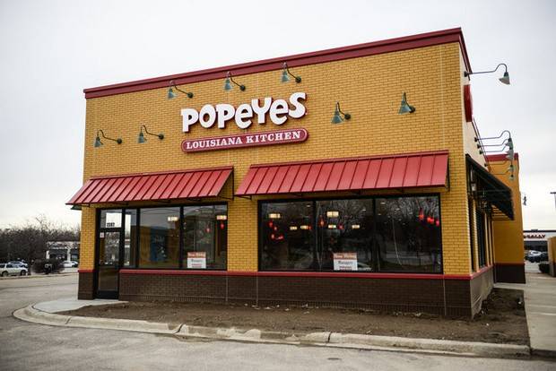 Popeyes Louisiana Kitchen | restaurant | 9760 Colerain Ave, Cincinnati, OH 45251, USA | 5132450782 OR +1 513-245-0782