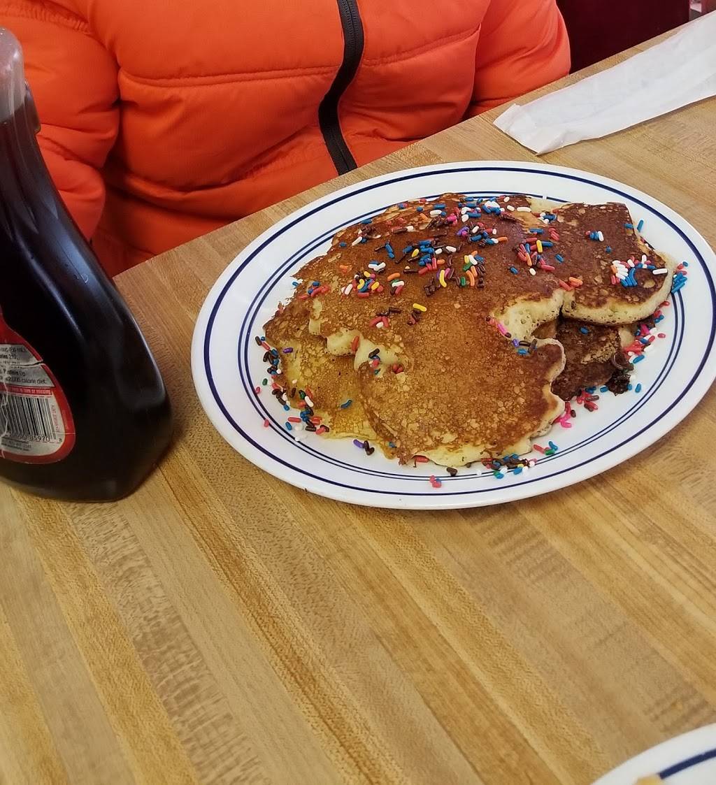 Frankies Cafe | restaurant | 1449 W Baddour Pkwy, Lebanon, TN 37087, USA | 6154493140 OR +1 615-449-3140