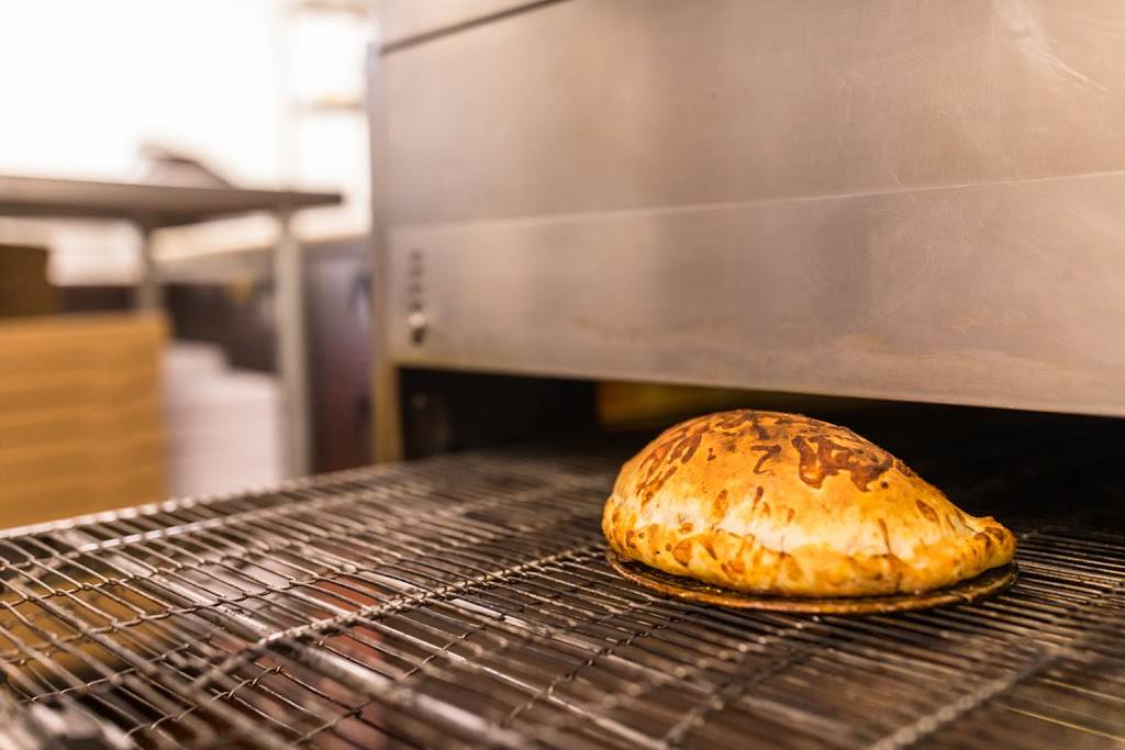 Pizza LA | restaurant | 3109 N San Fernando Rd, Los Angeles, CA 90065, USA | 3237396088 OR +1 323-739-6088