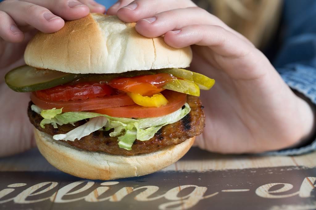 Harveys | restaurant | 11 245 Boulevard Lacordaire, Montréal-Nord, QC H1G 4J7, Canada | 4383154445 OR +1 438-315-4445