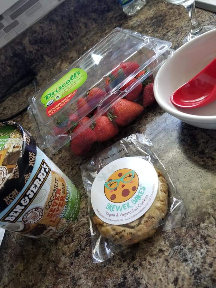 Brewer Bakes - Vegan Specialty Cookies | restaurant | 2442 Central Ave, Indianapolis, IN 46205, USA | 3176430330 OR +1 317-643-0330