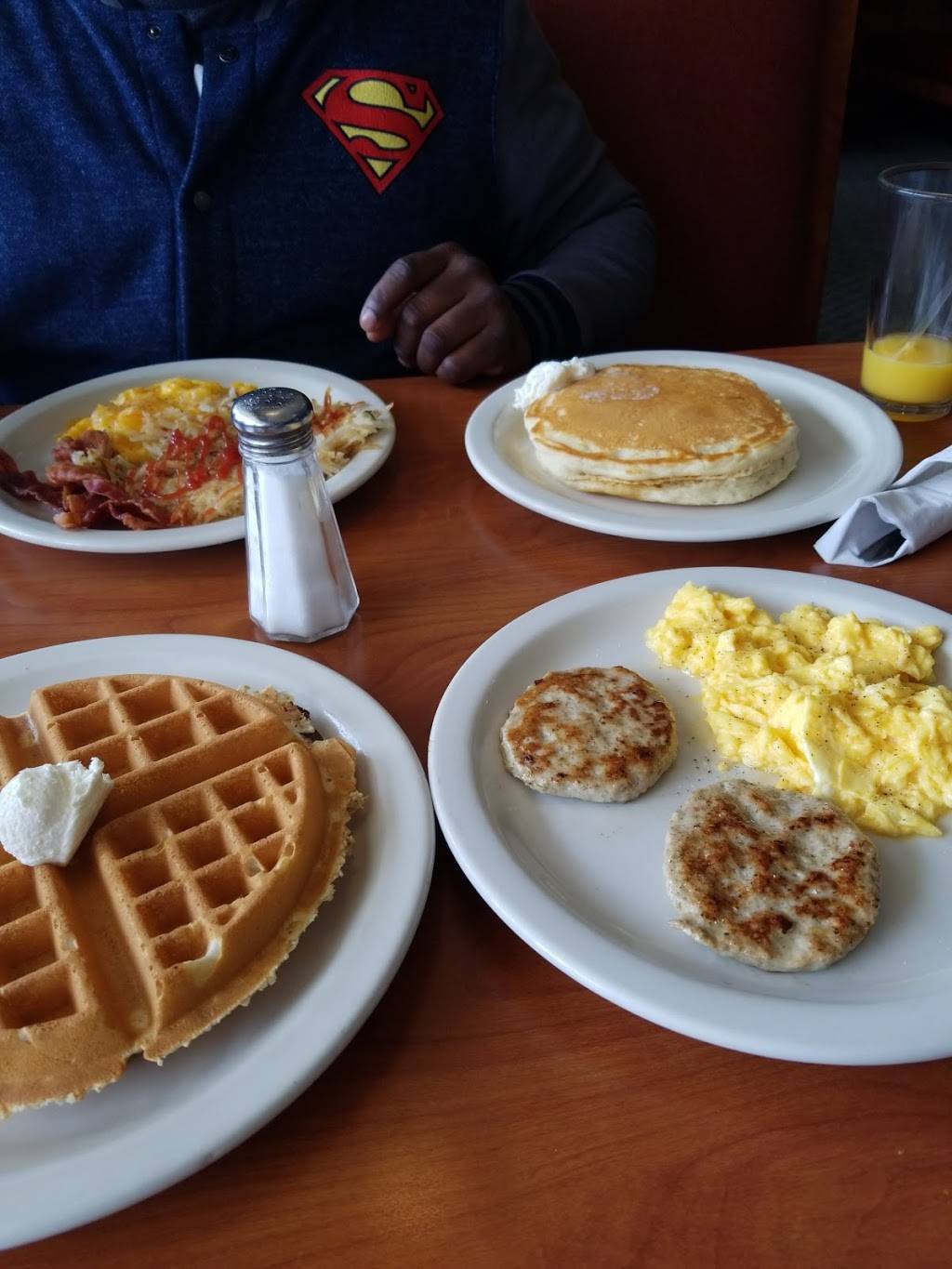 Southfield Pancake House | restaurant | 29295 Southfield Rd, Southfield, MI 48076, USA | 2488648265 OR +1 248-864-8265