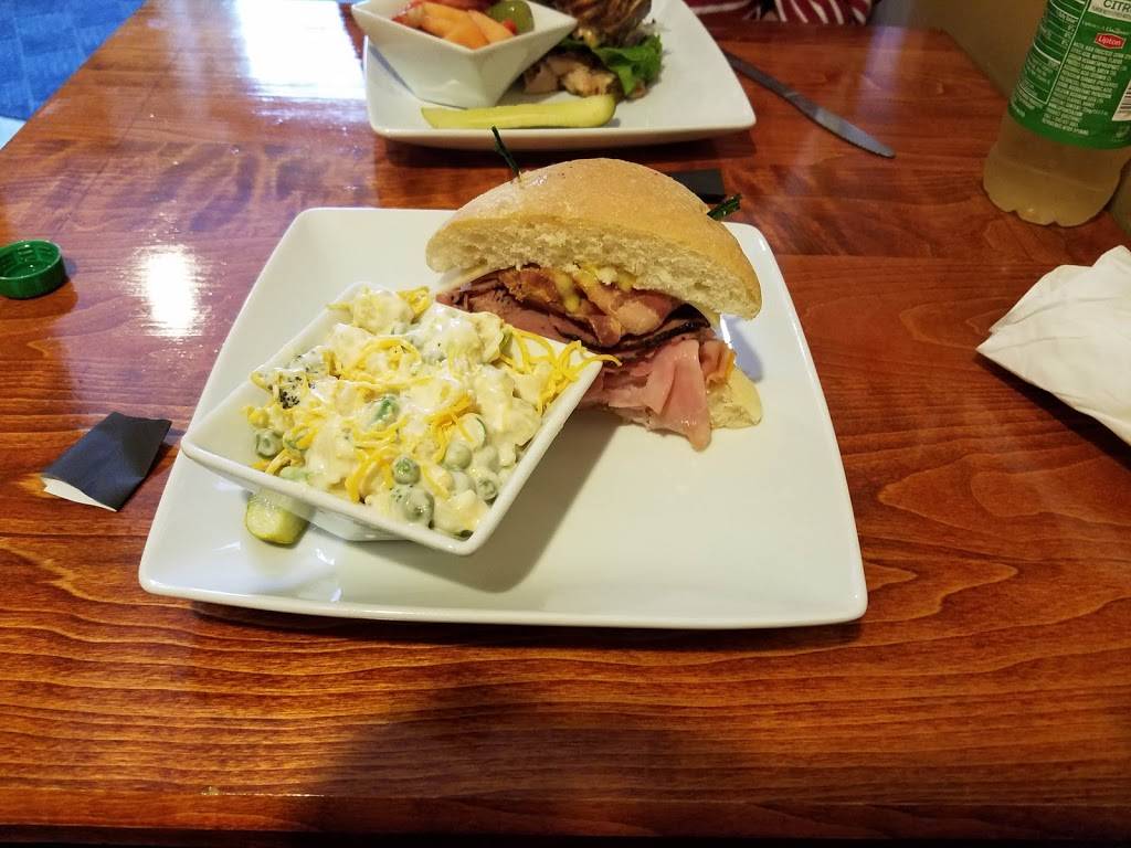 Lunchbox Market | meal takeaway | 609 2nd St, Webster City, IA 50595, USA | 5158321678 OR +1 515-832-1678