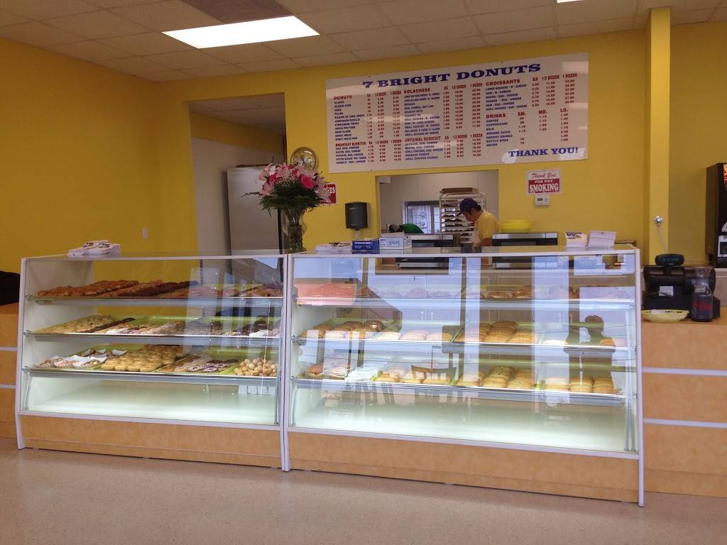 7 Bright Donut | restaurant | 1901 Allen Genoa Rd, Pasadena, TX 77502, USA | 7135340851 OR +1 713-534-0851