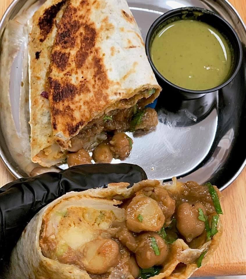 Chit Chaat Cafe | meal takeaway | 200 Maple Ave E, Vienna, VA 22180, USA | 5713780867 OR +1 571-378-0867