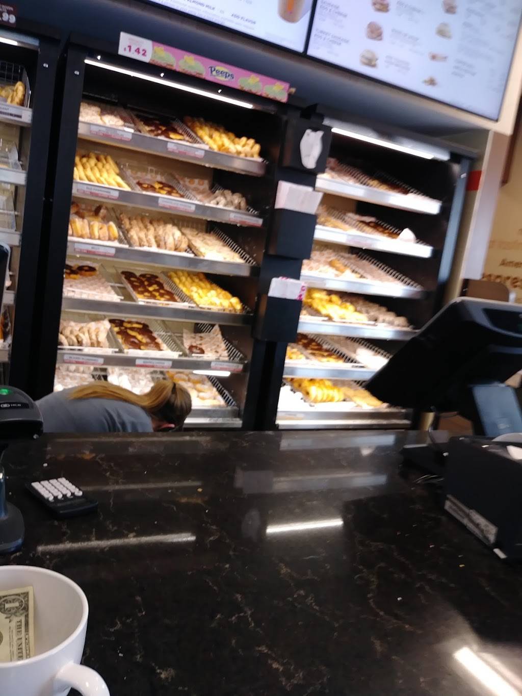 Dunkin | bakery | 316 E New Circle Rd, Lexington, KY 40505, USA | 8593680076 OR +1 859-368-0076