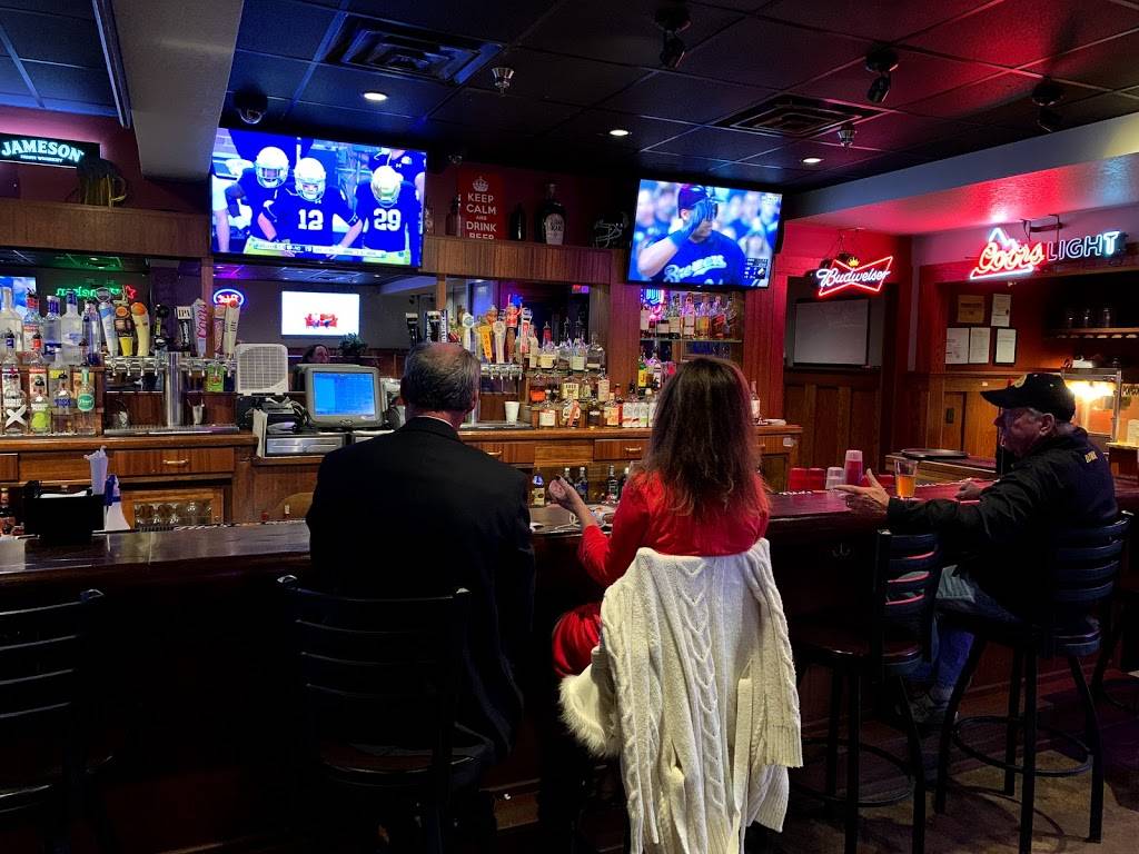 Valley Inn | restaurant | 24575 Valley Dr, Pleasant Valley, IA 52767, USA | 5633322300 OR +1 563-332-2300