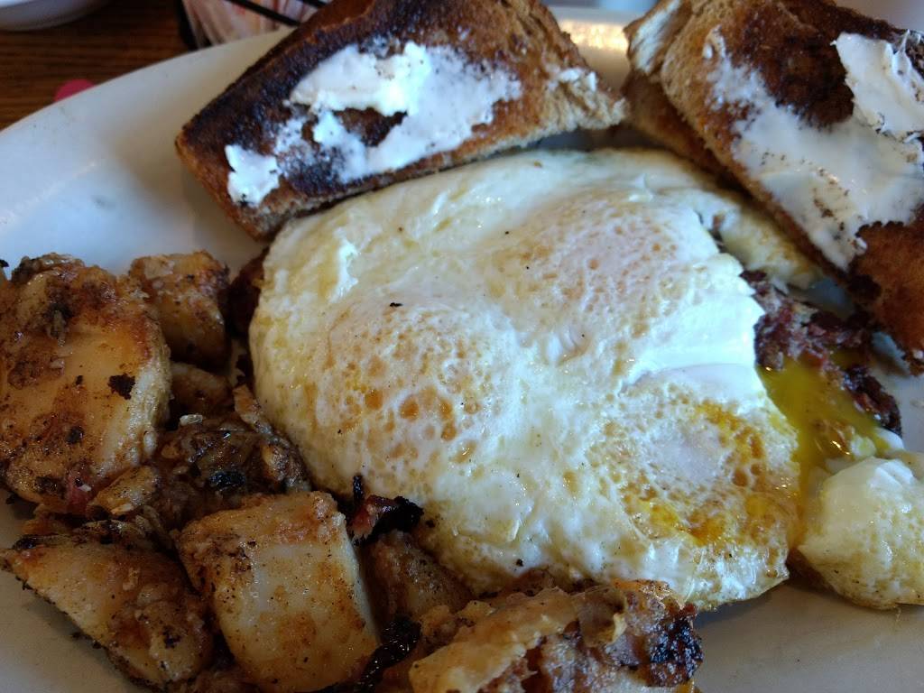 Henrys | restaurant | 337 N Colony St, Wallingford, CT 06492, USA | 2037419405 OR +1 203-741-9405