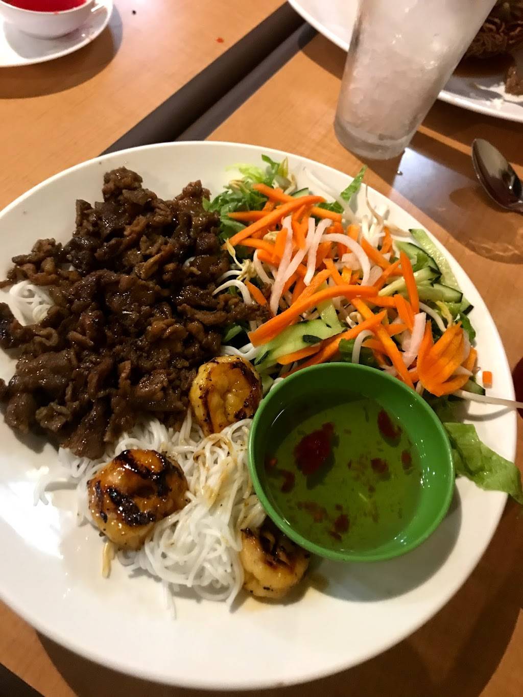 Simply Pho House | restaurant | 101 US-281, Marble Falls, TX 78654, USA | 8302205013 OR +1 830-220-5013