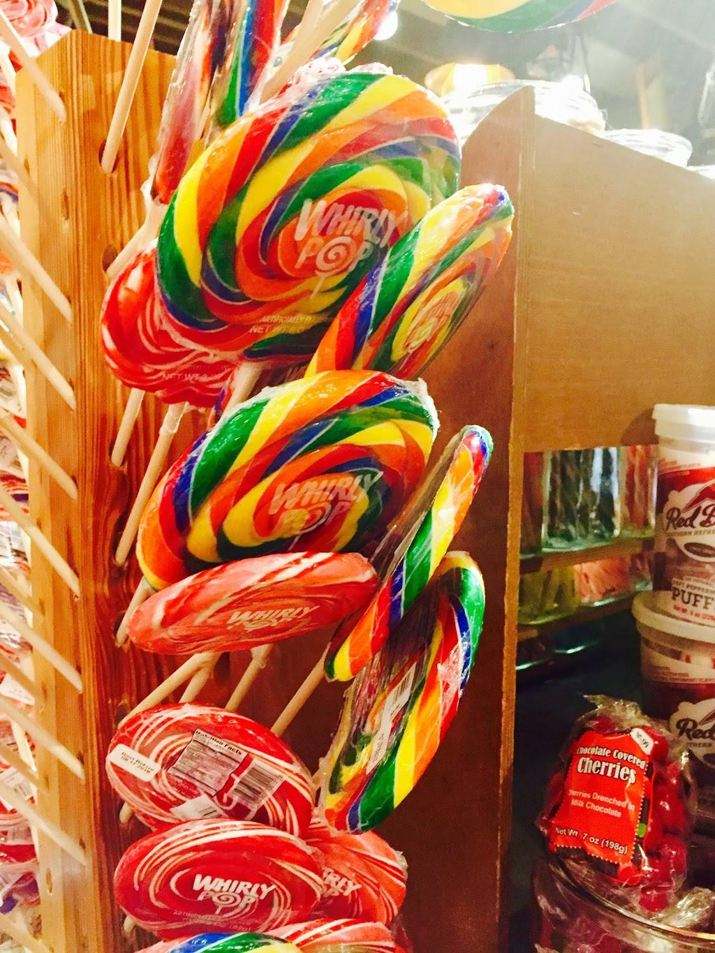 Cracker Barrel Old Country Store | restaurant | 45525 N N Interstate 94 Service Dr, Belleville, MI 48111, USA | 7346975299 OR +1 734-697-5299