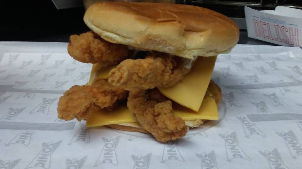 Sonic Drive-In | restaurant | 5517 Bagby Ave, Waco, TX 76711, USA | 2546620677 OR +1 254-662-0677