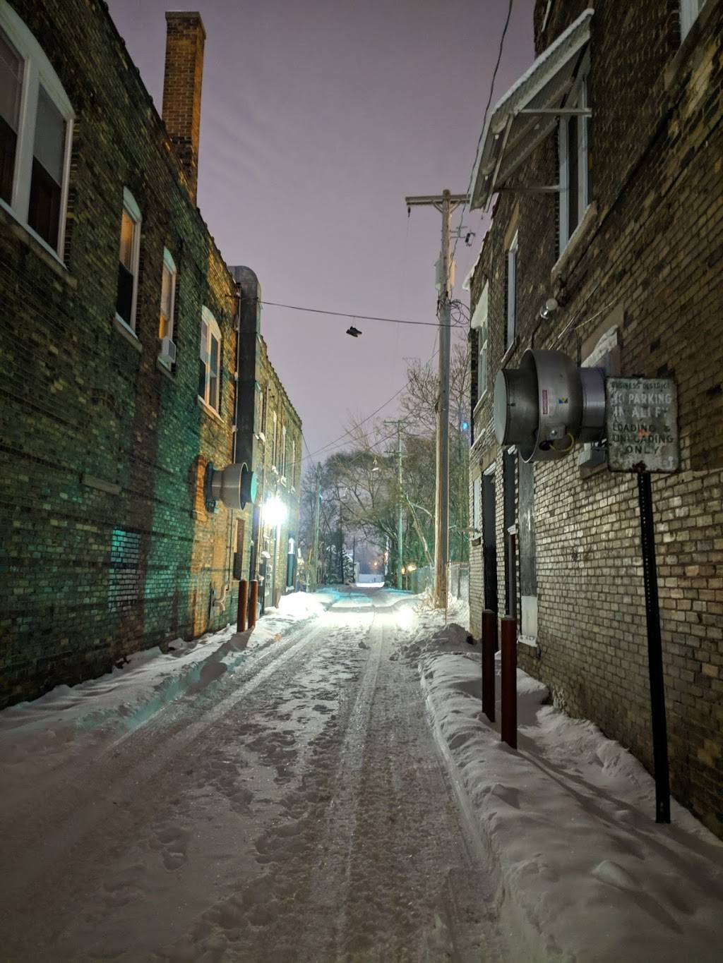 Naan Pizza | restaurant | 1133 3rd St, Muskegon, MI 49441, USA | 2315719777 OR +1 231-571-9777