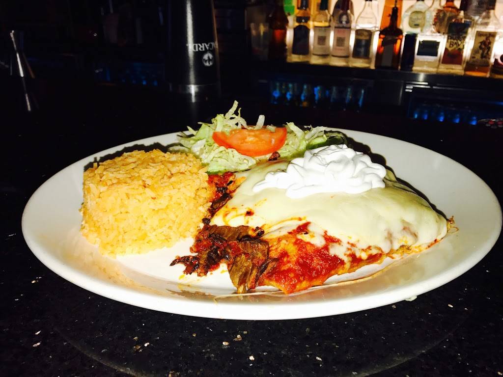 Pulqueria Midway | restaurant | 4820 S Cicero Ave, Chicago, IL 60638, USA | 7736473000 OR +1 773-647-3000