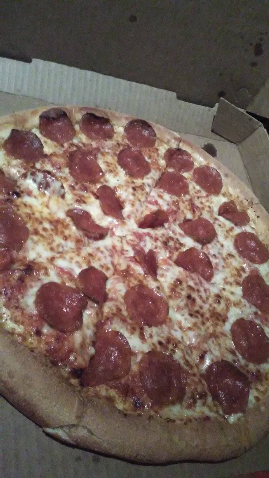 Pizza Trio | meal takeaway | 1473 S Main St, Santa Ana, CA 92707, USA | 7145504115 OR +1 714-550-4115