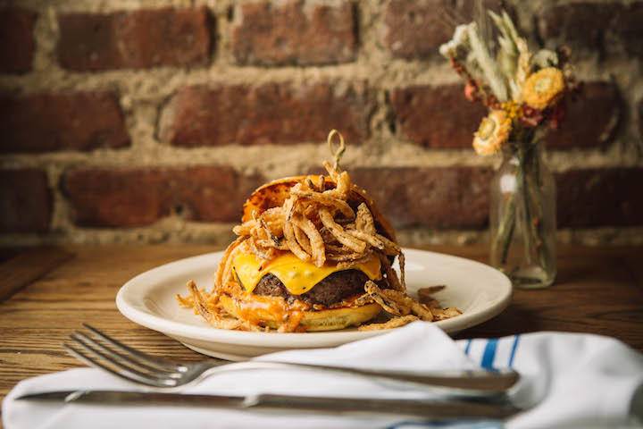 The Bonnie | restaurant | 29-12 23rd Ave, Astoria, NY 11105, USA | 7182742105 OR +1 718-274-2105