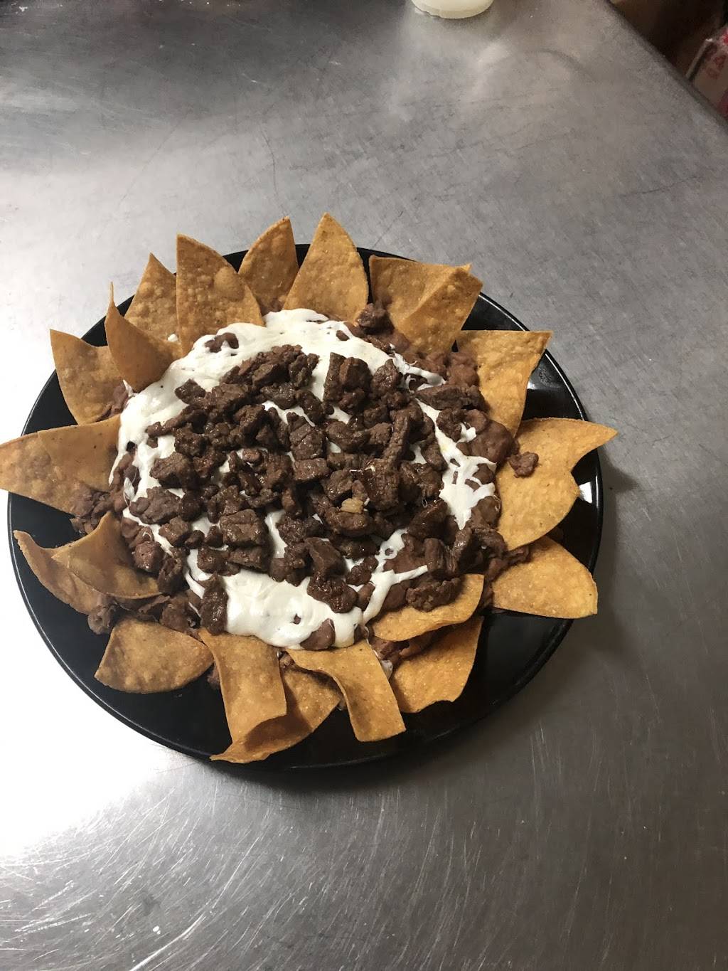 San Miguel restaurant and bakery | restaurant | 133 Hanover St, Meriden, CT 06451, USA | 2032370444 OR +1 203-237-0444