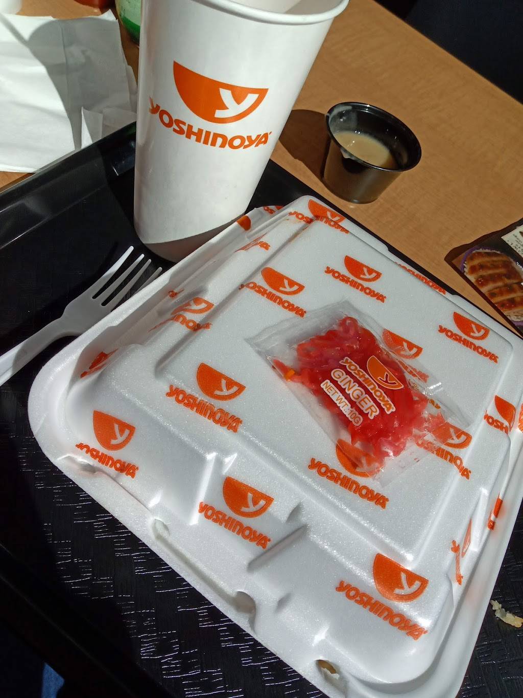 Yoshinoya Escondido | restaurant | 700 Centre City Parkway #101, Escondido, CA 92025, USA | 7605949544 OR +1 760-594-9544